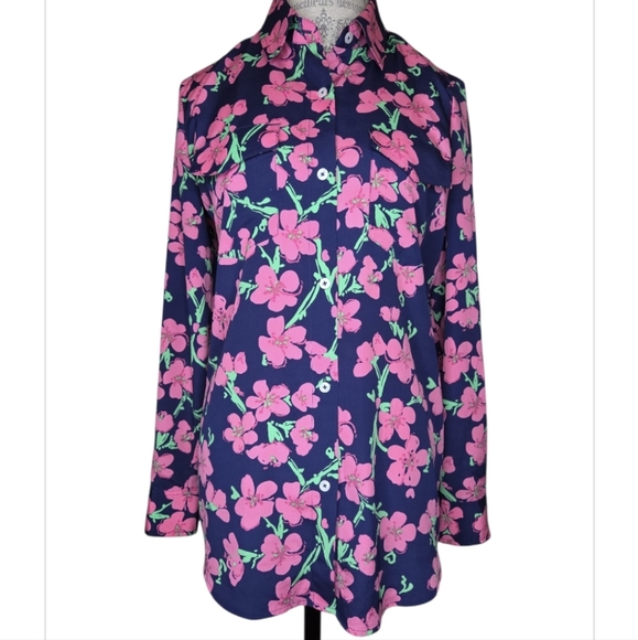 Lilly Pulitzer Tops - Lilly Pulitzer Kapri Floral Button Down Blouse Size M